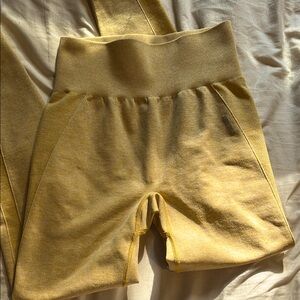 Gymshark Golden Yellow Leggings